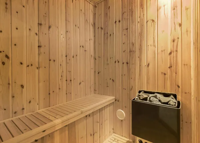 Feriehus In With Sauna *